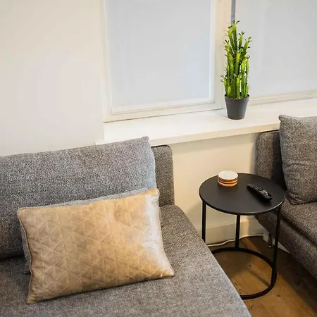 Stylish 50m2 Two-bedroom - Sd23k Apartmán *