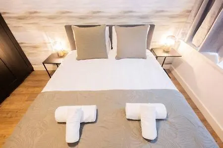 Stylish 50m2 Two-bedroom - Sd23k Apartamento