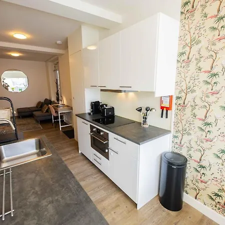 Stylish 50m2 Two-bedroom - Sd23k *