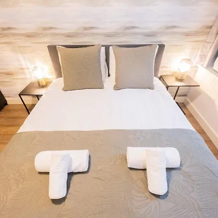 Stylish 50m2 Two-bedroom - Sd23k Apartamento