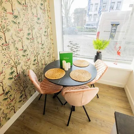 Stylish 50m2 Two-bedroom - Sd23k 埃因霍温