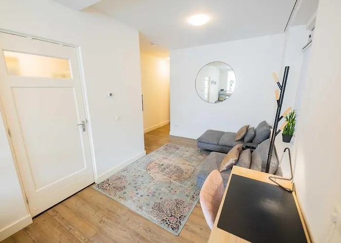 דירה Stylish 50m2 Two-bedroom - Sd23k